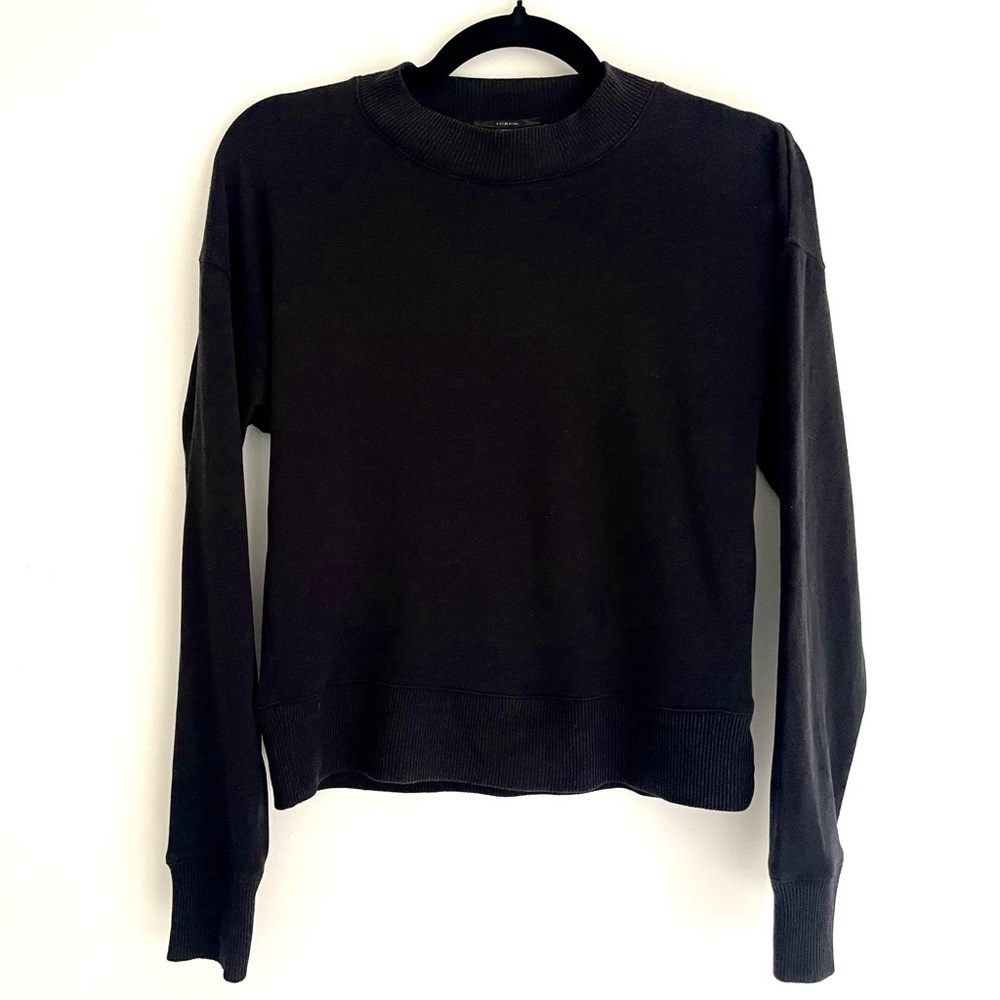 J-Crew Black Women’s Classic Crewneck Sweater Size XS